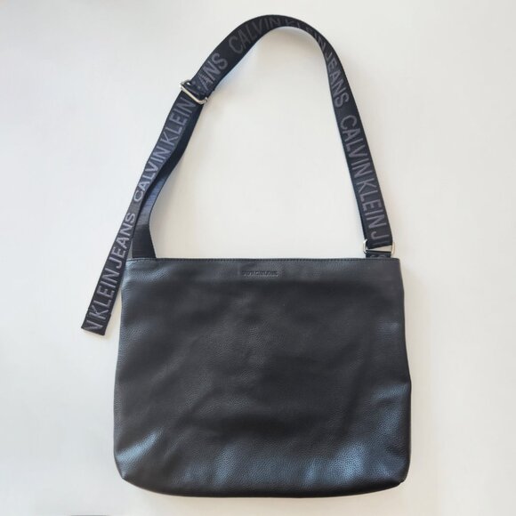 Calvin Klein big black leather purse ✦ spacious tote bag / shoulder bag - Picture 6 of 10